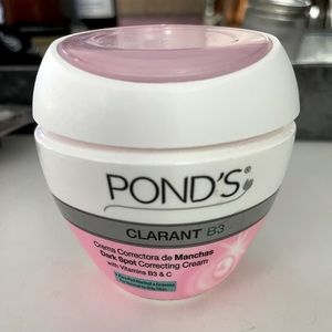 Pond’s Clarant B3 correcting cream